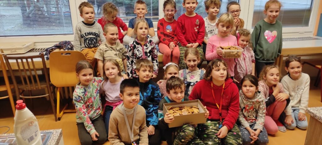 ŠD a MŠ Lodička – pečení perníčků