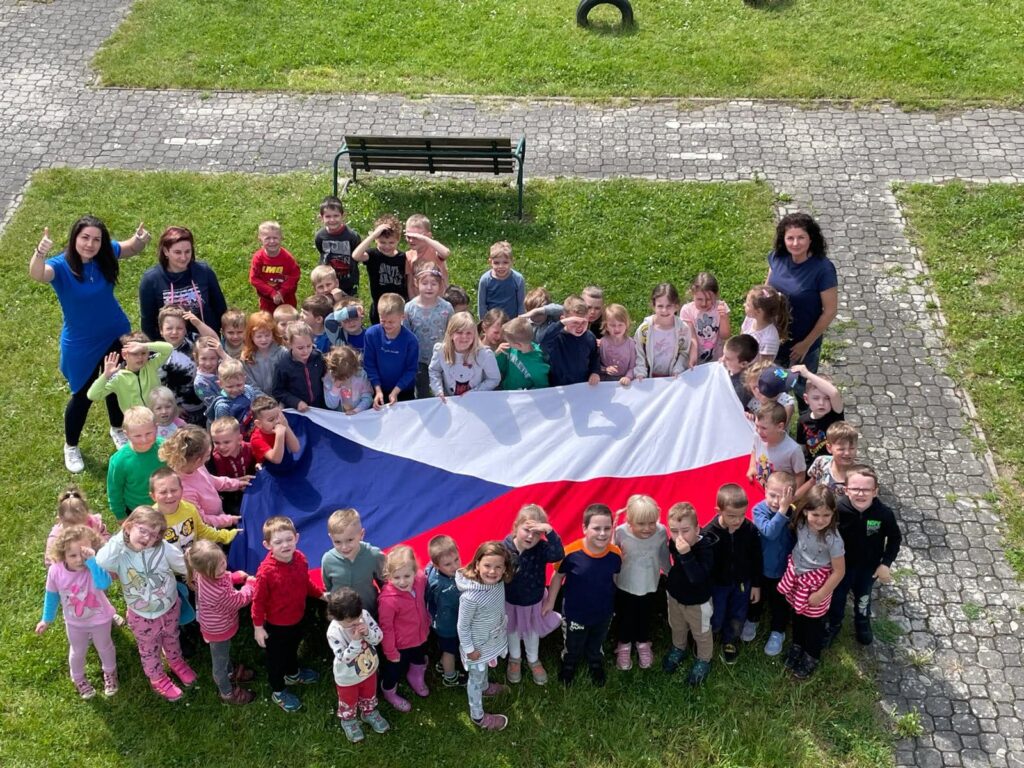 Držíme palce našim hokejistům. HOŠI DO TOHO!!!