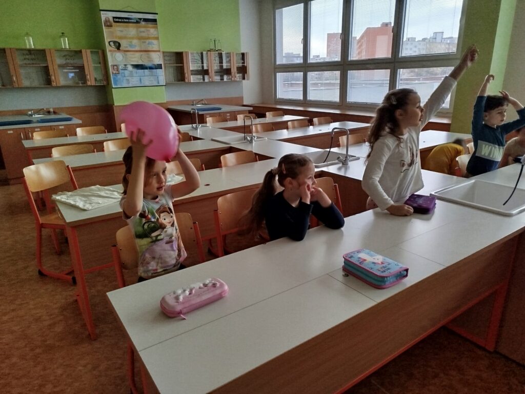 Školička ve znamení fyziky