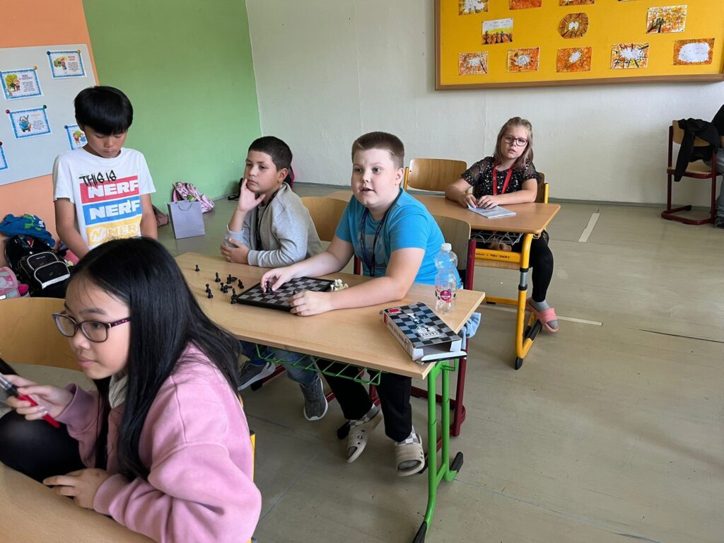 5. oddělení se představuje