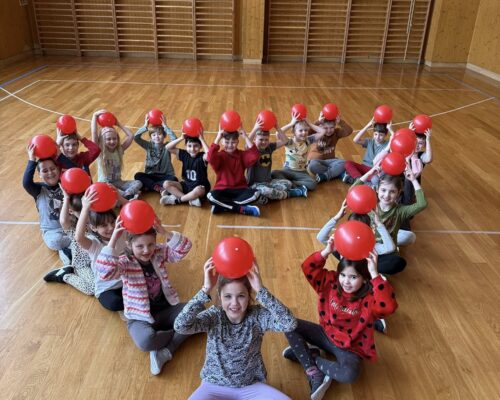 636245059_925888906636476_634393101136272726_n