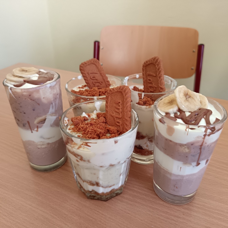 Vaření v nové kuchyňce