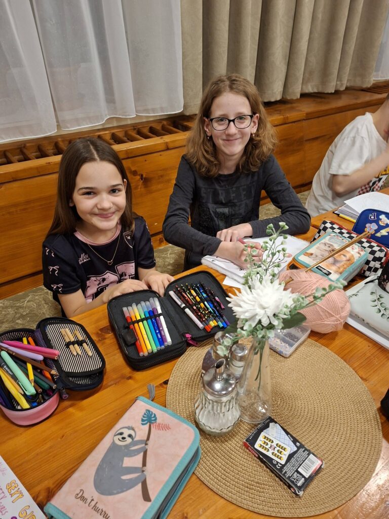 Hlásí se Ostružná