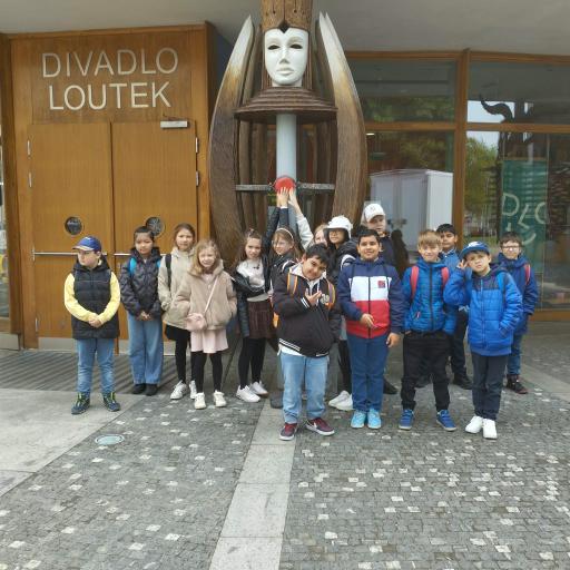 Divadlo loutek Malá čarodějnice